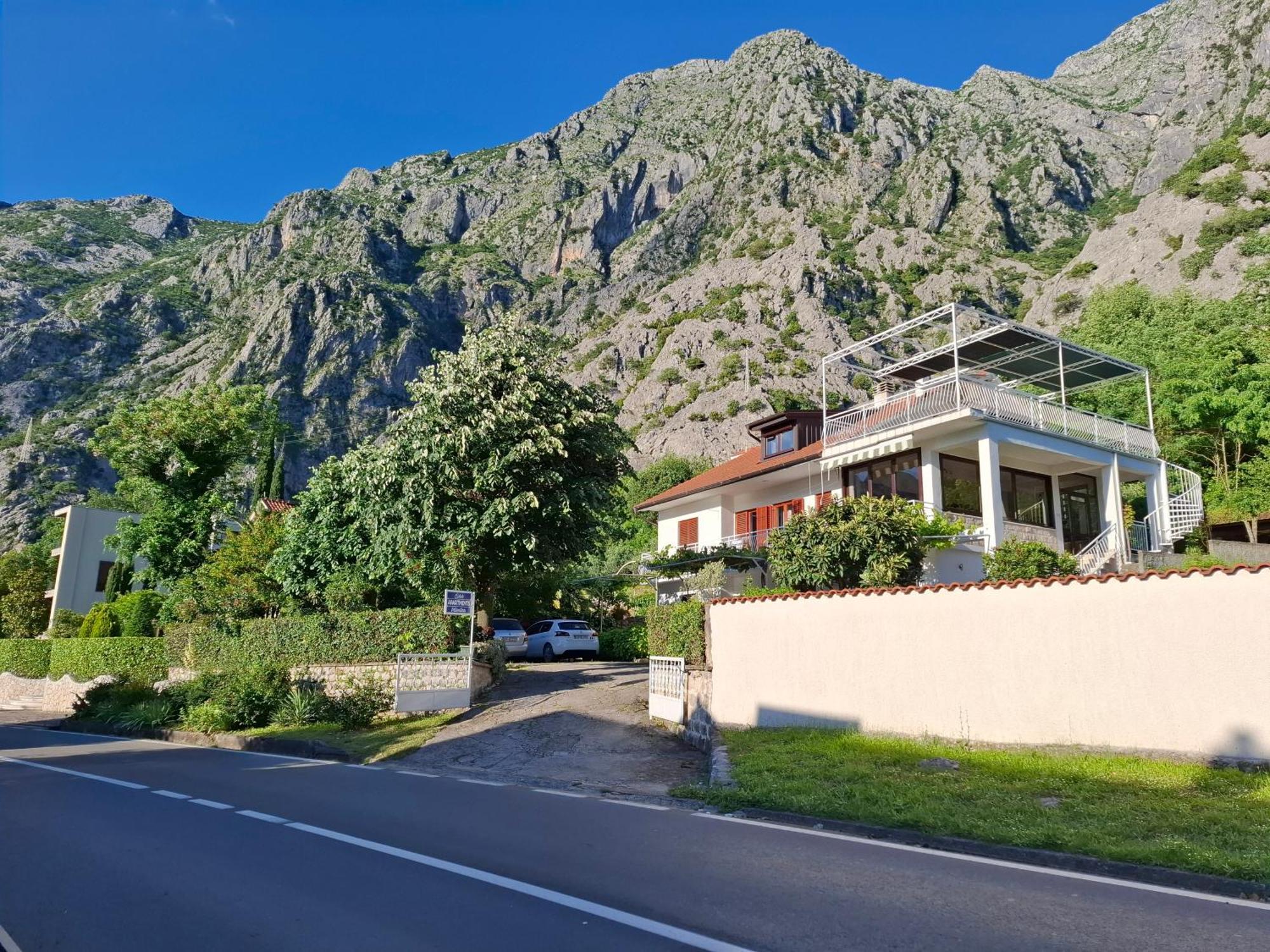 Apartment Cizek Kotor Ngoại thất bức ảnh